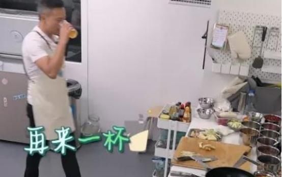  赵丽颖|《中餐厅4》首播就把人看得无语，林大厨膨胀，赵丽颖被气哭！