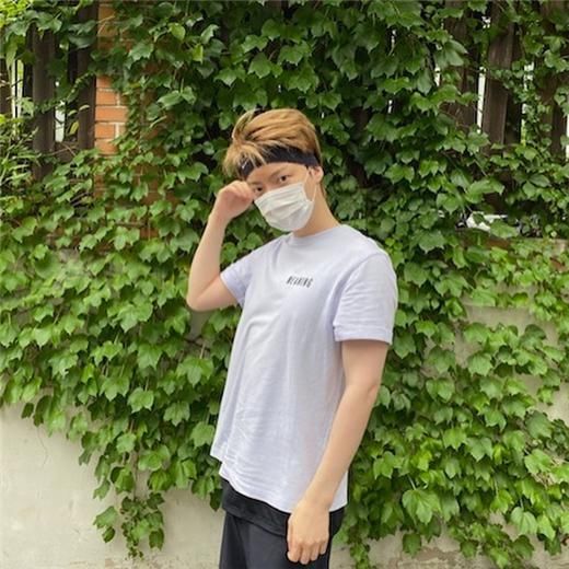  公开|安宰贤与具惠善离婚后 首次通过SNS公开久违近况