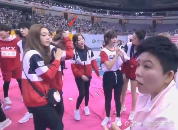  少女|出道内定，让杨迪道歉，甩脸邓丽萍，开撕何洛洛的硬糖少女到底是什么样