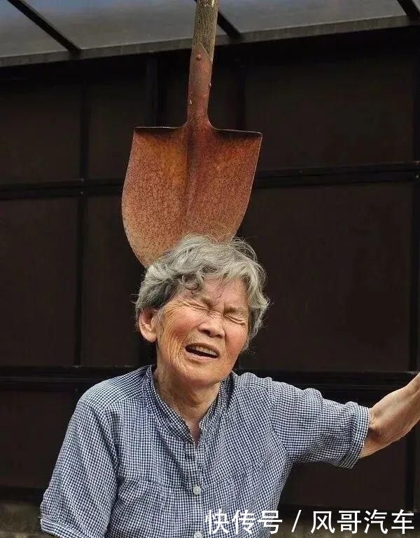  网红|这位奶奶大器晚成，72岁学摄影，89岁办影展，想退休可实力不允许