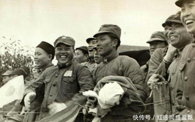 伪军|给到场的伪军发包子吃！别开生面的日军与伪军合办的运动会