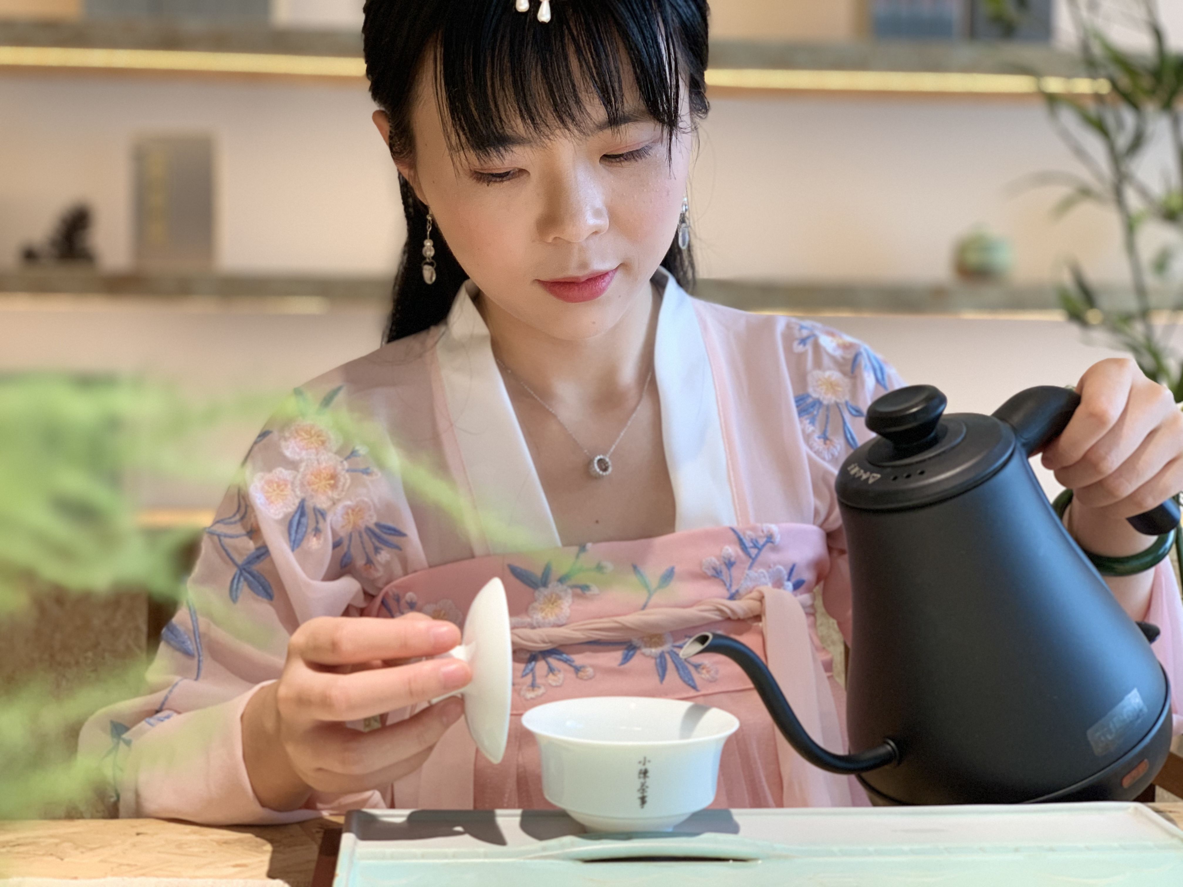 岩茶|白露至,秋意浓,健康喝茶,老白茶、红茶、岩茶,熟普该怎么选?