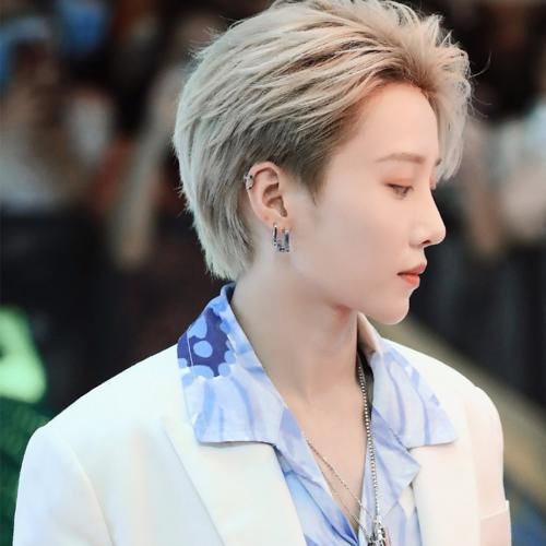  出道|杨超越、蔡徐坤、刘雨昕，那些综艺选秀中逆天改命的练习生！