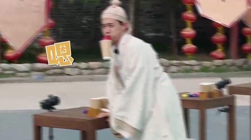  奔跑|爆笑！《奔跑吧》蔡徐坤、郭麒麟、沙溢体验趾压板，痛成表情包！