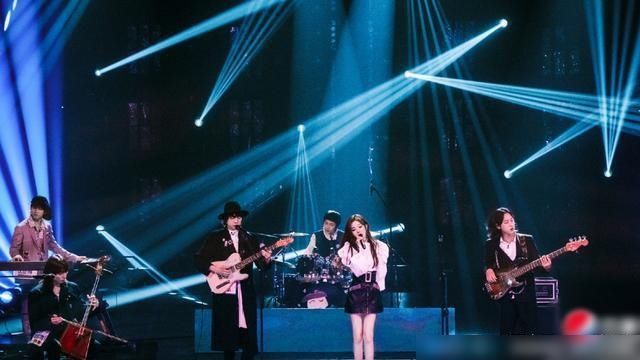  白举纲|《明日之子》刚迎来硬糖少女，下场考核助演嘉宾就来了，万众期待