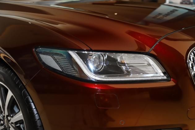 林肯|有人敢和它叫板吗?林肯大陆让汉兰达甘拜下风!年薪30万轻轻松松拥有它!