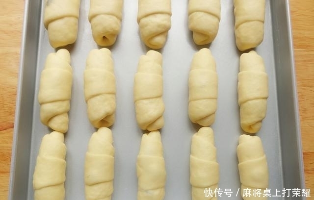 耐高糖酵母|学会用这种方法做面包,拉丝效果极佳,绵软又香醇,不信你也试试