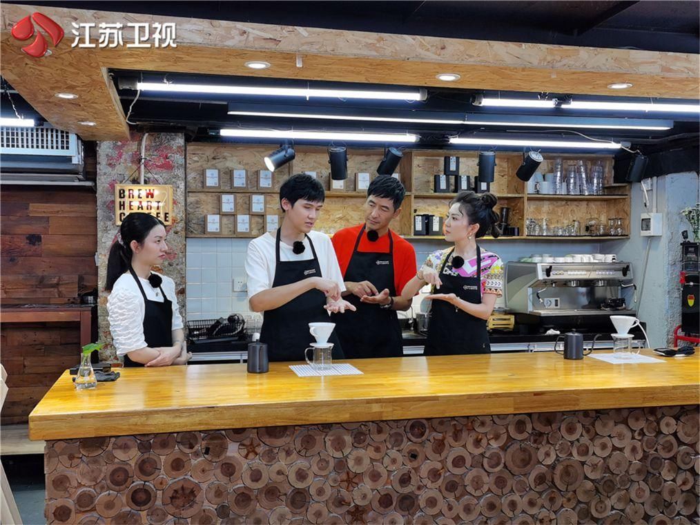  职业|江苏卫视《为幸福喝彩》即将开播 解锁幸福的温暖真谛