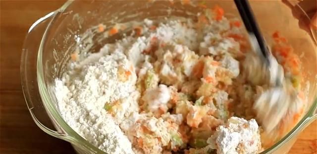 薯条|入秋后，红薯南瓜放一边，多吃土豆，加一个鸡蛋，比薯条好吃