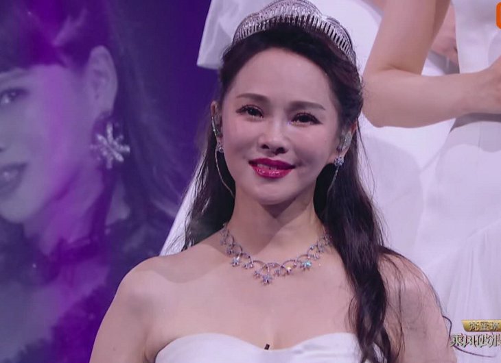 投票|《浪姐》投票注水太严重,阿朵郁可唯一夜暴涨14万,已引起众怒