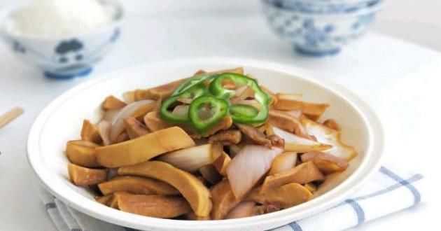  金针菜|美食严选：话梅猪蹄，肉片炒素鸡，缤纷拌菜，金针菜炖五花肉