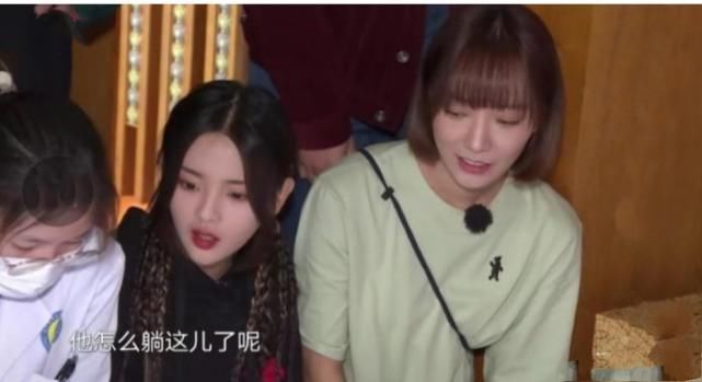  情商|贾乃亮卧床吸氧，杨超越拔管并表示：我送你一程，网友：情商真低