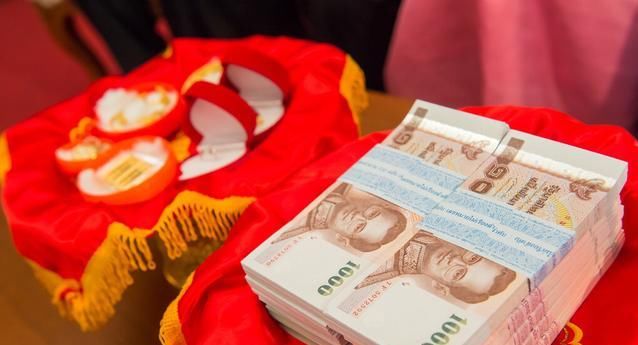 寒心|32岁剩女哭诉：男友为了不给礼金，把我熬成大龄剩女，太寒心