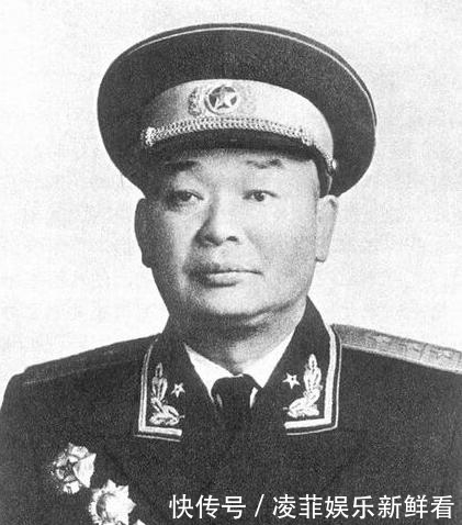 本没有军衔,但主席说:上将名单一定要有他!