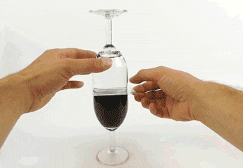  搞笑|搞笑GIF：我就欣赏小哥不怕死的精神