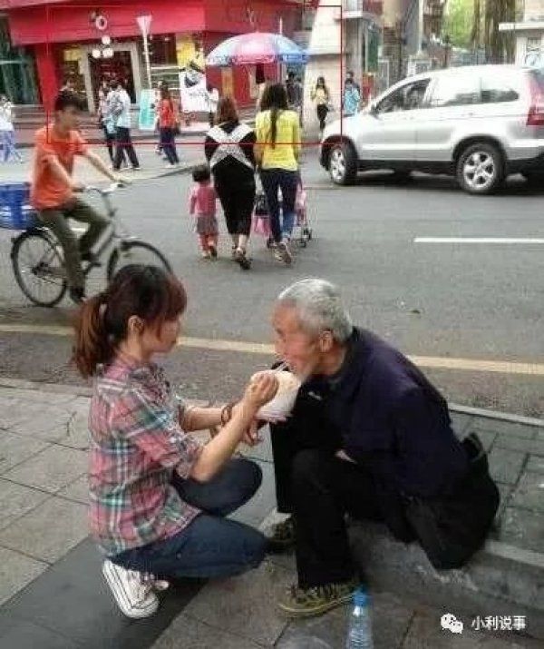  女生|考上清华女生跪谢父亲，背后的真相来了……