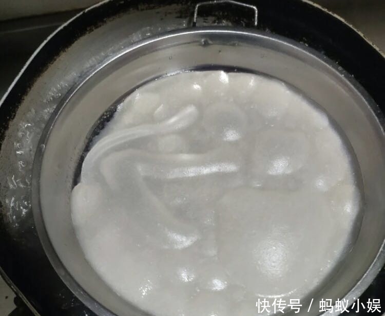 不用|凉皮学会这样做,不用揉面也不用洗面,简单快速,又入口筋道