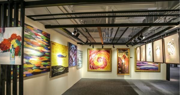 助力|“走进临港新片区时尚艺术展”开幕 助力打造申城时尚新地标