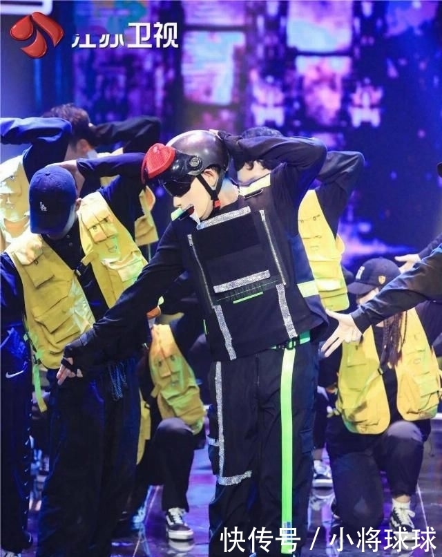 张俪|《蒙面舞王》首播迎佳绩,张俪李菲儿荣耀揭面