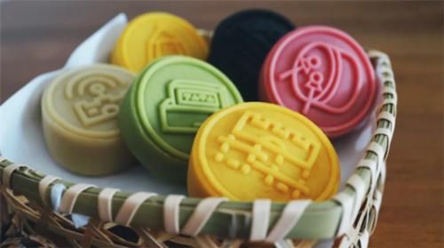 揭秘|中秋过后的月饼去哪了?央视揭秘:包装可回收、过期月饼销毁