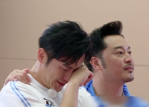  蔡徐坤|跑男设置“回忆杀”，李晨郑恺落泪，蔡徐坤郭麒麟却不一样