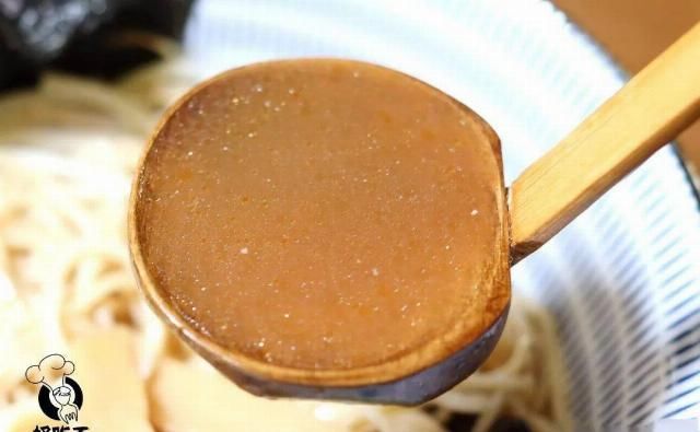  进去|纽约第一家日式油泼面+宝藏小酒馆新张！进去的居然都被上了一课？