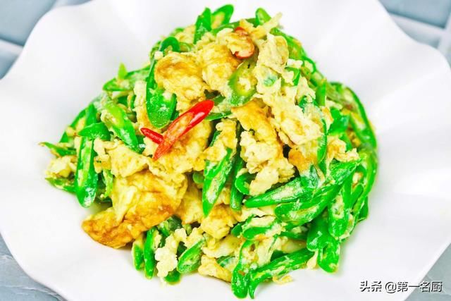  教你做|1把线椒，4个鸡蛋，大厨教你做超级无敌下饭菜，成本还不到五块钱