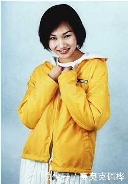 主持|她是主持人,戴假发主持14年,李梓萌摘下假发的样子精美绝伦