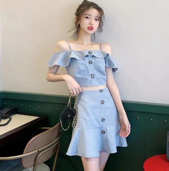  逛街|心理学：与异性逛街，你会选择哪套衣服？测你给异性的第一印象！