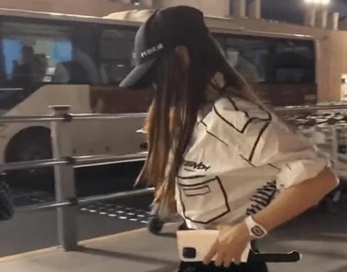  造型|杨颖的新手机壳的造型火了，仔细看很符合她“女汉子”的人设