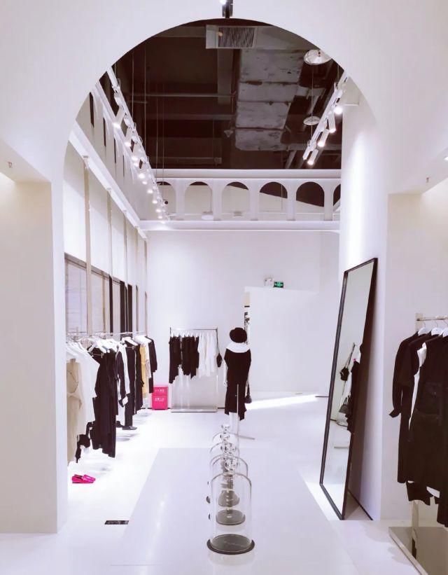  耀司|山本耀司把全国首家咖啡店开在了成都，时髦精们又有新去处了