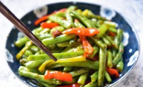 1勺牛肉酱|这菜百吃不厌,多加了1勺酱,味道大大提升,又香又好吃,很下饭