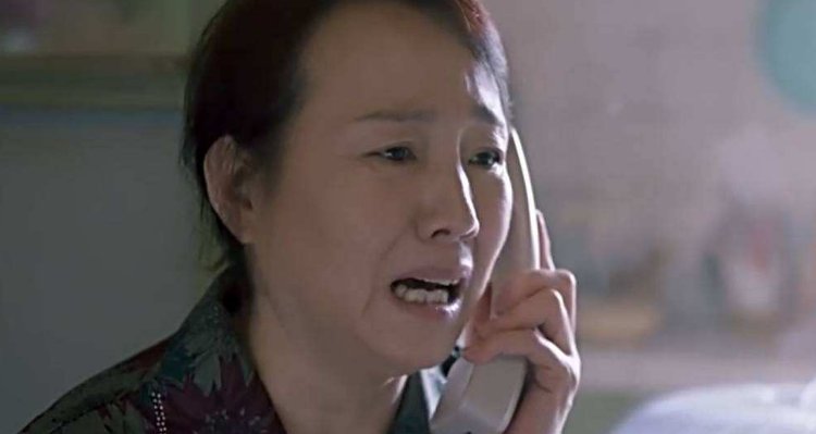 父母|女孩喊话父母“我就是养狗，也不会为你们花一分钱”，获网友力挺