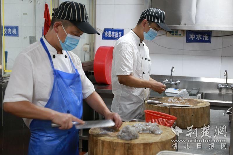 举措|拒绝“舌尖上的浪费” 武汉开发区机关食堂多举措推进光盘行动