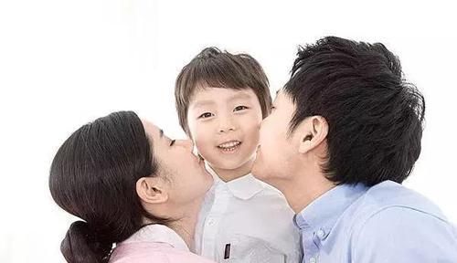 亲子|解析《芳华》：探究“亲子依恋关系”对孩子造成的影响及现实意义