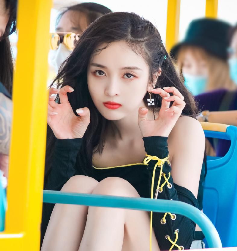 综艺|《完美的夏天》官宣嘉宾,婧妹金子涵吴宣仪在其中,说什么都追了