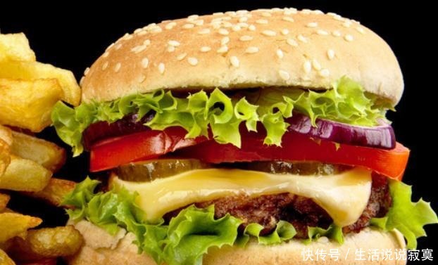究竟|一个是垃圾食品,一个是健康快餐,汉堡和三明治究竟有何区别