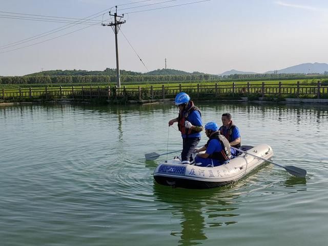  蓄水池|大连4人结伴到蓄水池游泳，18岁职高生踩空再没上来