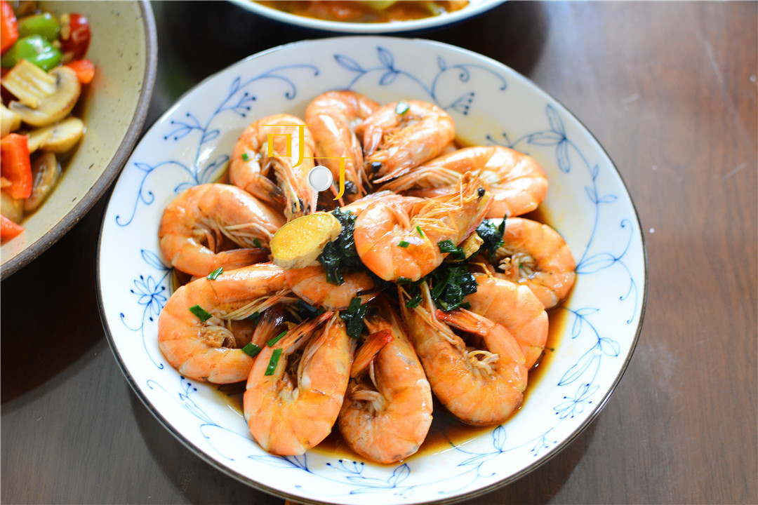 漂亮|晒晒我家的午餐,一荤两素三个菜,漂亮像一幅水彩画,营养又健康