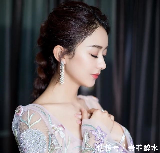 晓明哥|《中餐厅》路透,赵丽颖和黄晓明抢活干,张亮老了很多