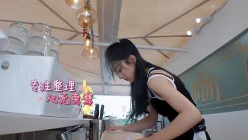  道歉风波|《中餐厅》第七期来袭，赵丽颖变“好”节目却不好看了，问题出在哪？