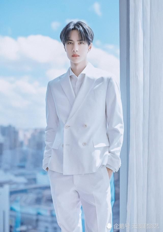  送祝福|生日前夕王一博个人宣发正式上线，众网友齐送祝福少年未来可期