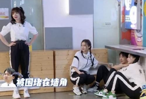 麒麟|郭麒麟:“原来爱是会消失的对不对!”