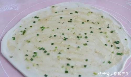  面食|烙饼面怎么和有人烫面或加鸡蛋大错特错，这3种做法才是对的