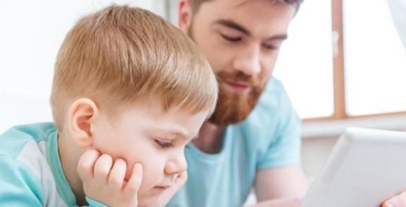 饭钱|为了省饭钱，祖孙俩在超市呆了一下午，别让孩子沦为超市试吃族！