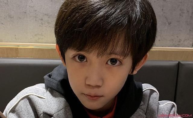  骨火|神仙选角，《隐秘的角落》三个小戏骨火了，这些后浪们，够浪的！