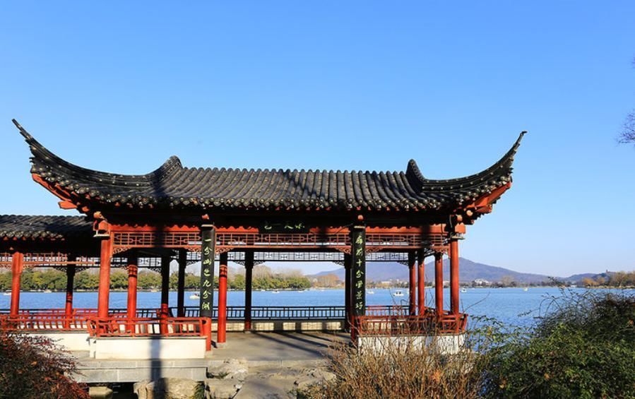 风景|我国最美火车站,出门就是4A景区,游客为看风景延误火车为常事