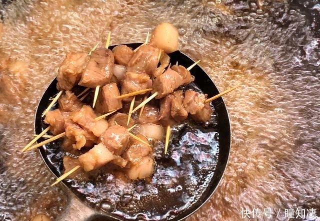 后我们|中秋晒出给小朋友的零食,网友:这没时间做熊孩子了,全在吃呢