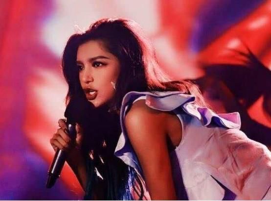  导师|尴尬！明明同是超女出身，亚军、季军已是导师，而冠军却仍然是选手