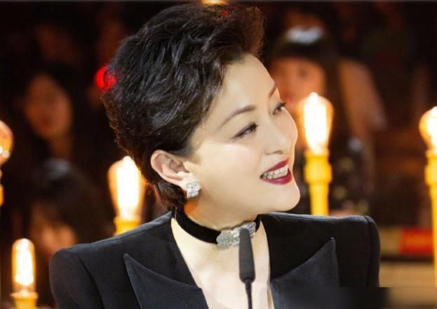  阵容|《浪姐》成团夜嘉宾阵容引争议，“无价之姐”尘埃落定却成笑话